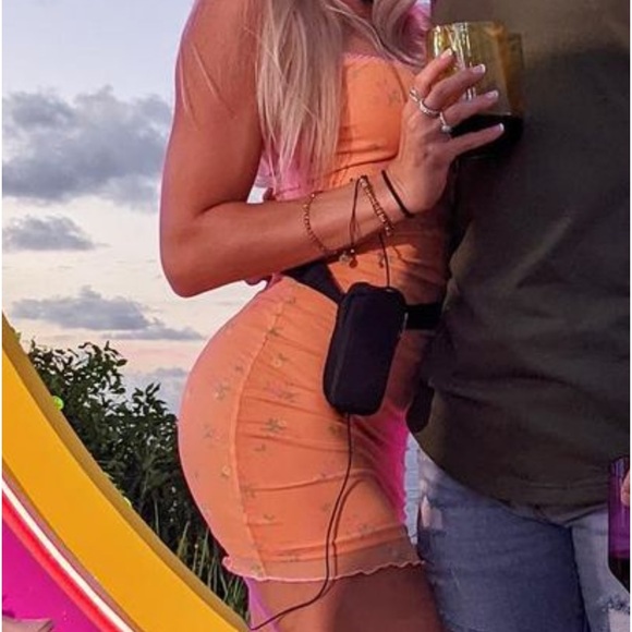 Princess Polly dress - Picture 3 of 8